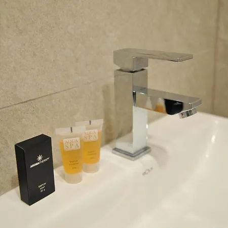 Milmari L44 Apartman *