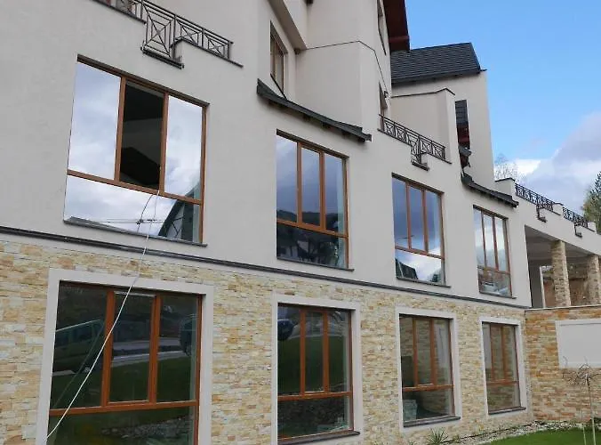 Milmari L44 Apartman *